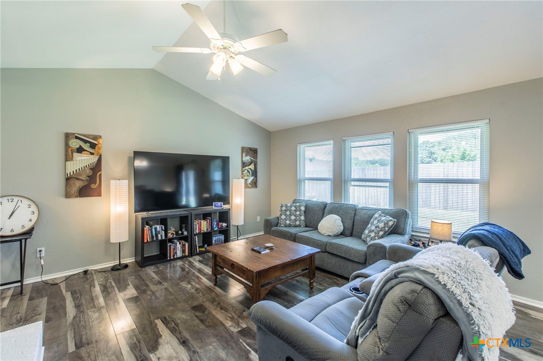 504 Brazos Drive Property Photo 4