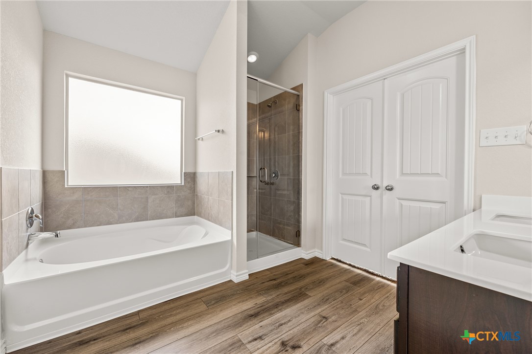 5008 Hacienda Drive Property Photo 28