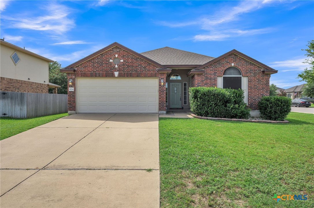 1124 Evergreen Farm Drive Property Photo 1