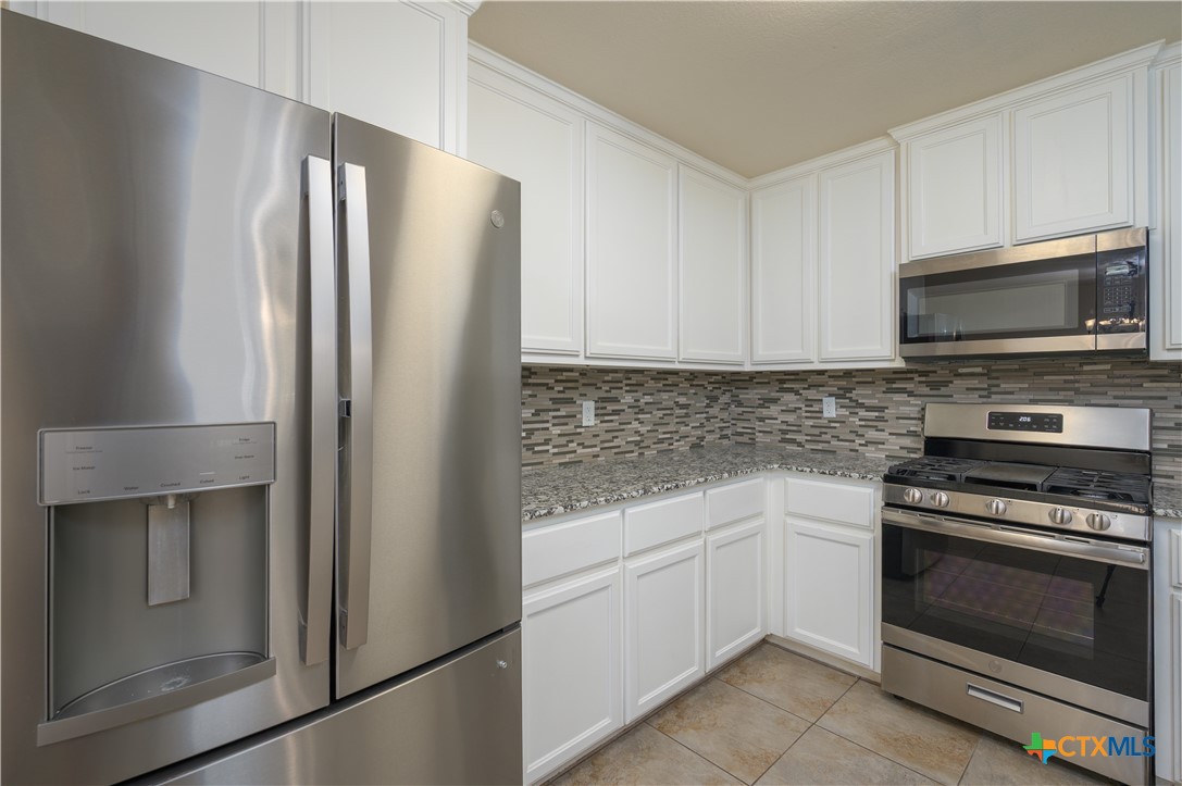 409 W Mary Jane Drive Property Photo 14