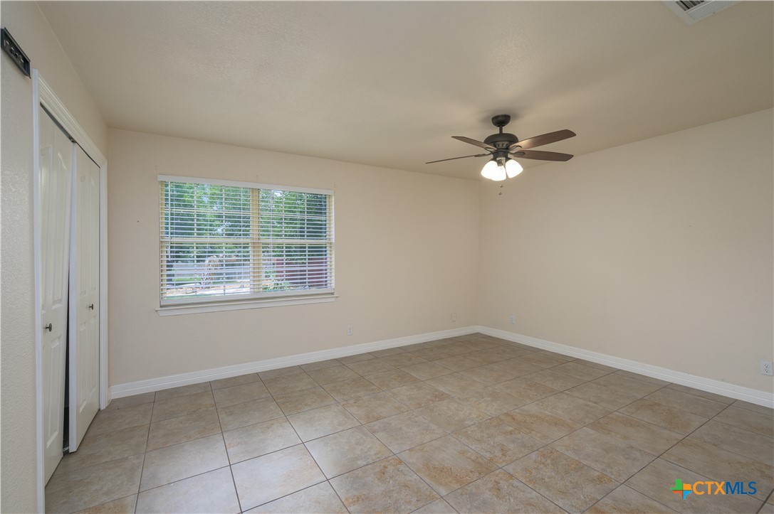 409 W Mary Jane Drive Property Photo 18