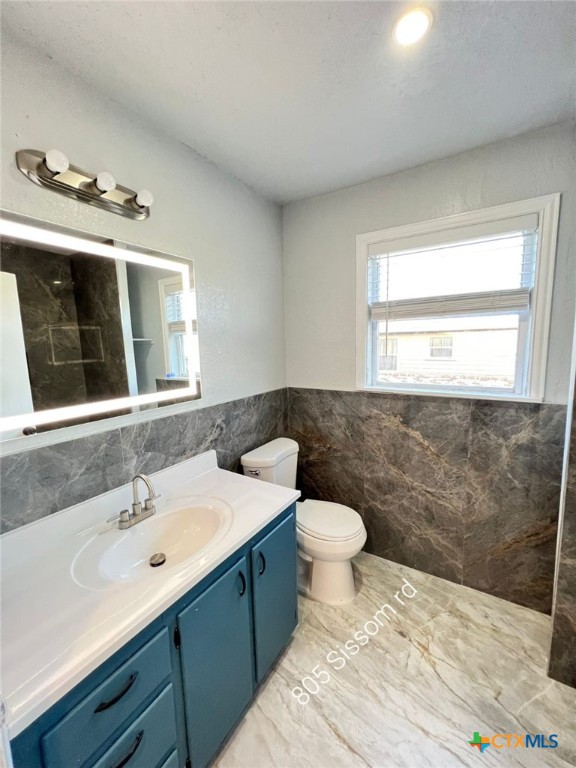 805 Sissom Road 4 Property Photo 7