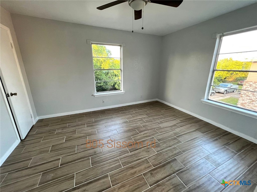 805 Sissom Road 4 Property Photo 10