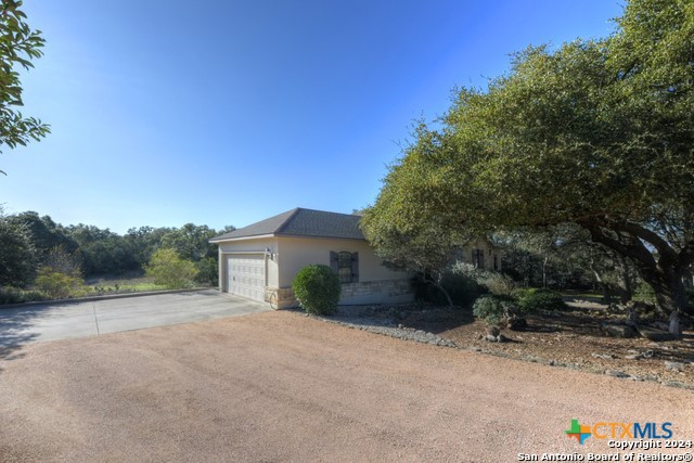 129 Iron Horse Street Property Photo 3