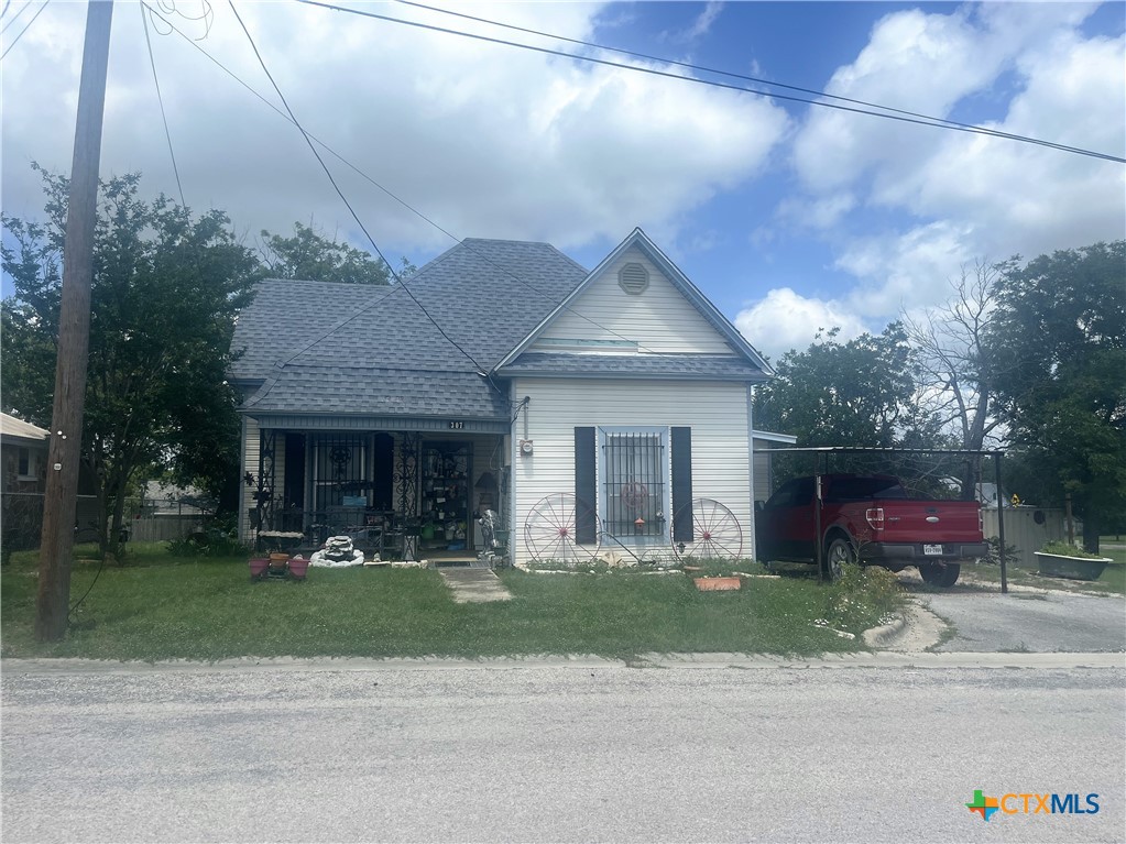 307 N 8th Street Property Photo 1