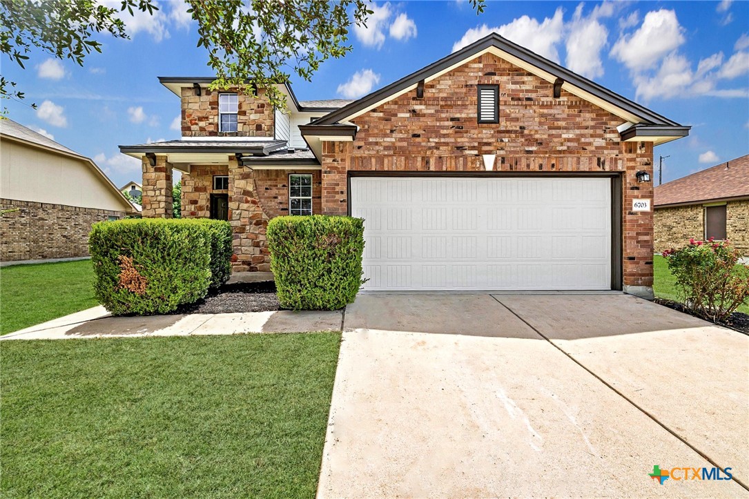 6703 Aquamarine Drive Property Photo 1