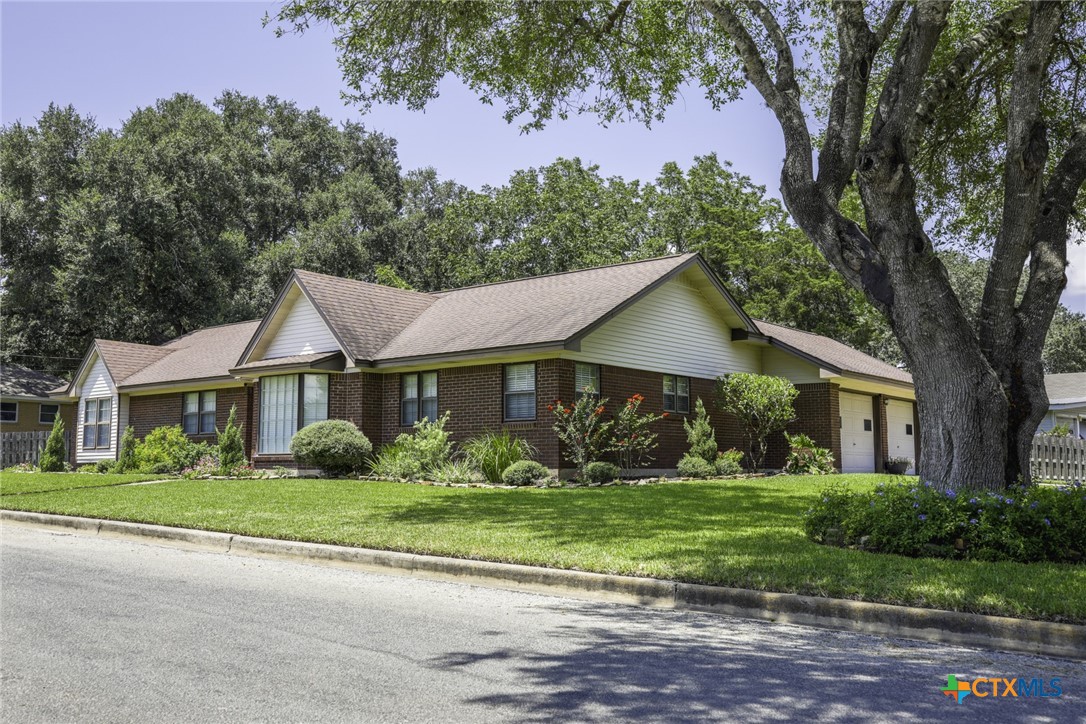 121 Hessler Drive Property Photo 1