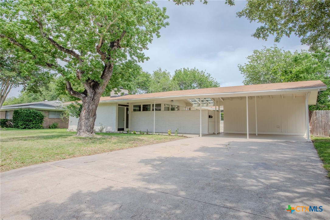 2906 Arroyo Drive Property Photo