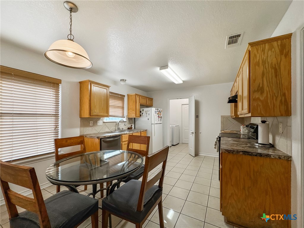 408 Rowdy Drive Property Photo 11