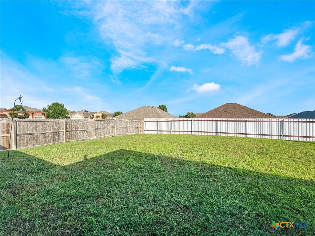 408 Rowdy Drive Property Photo 33