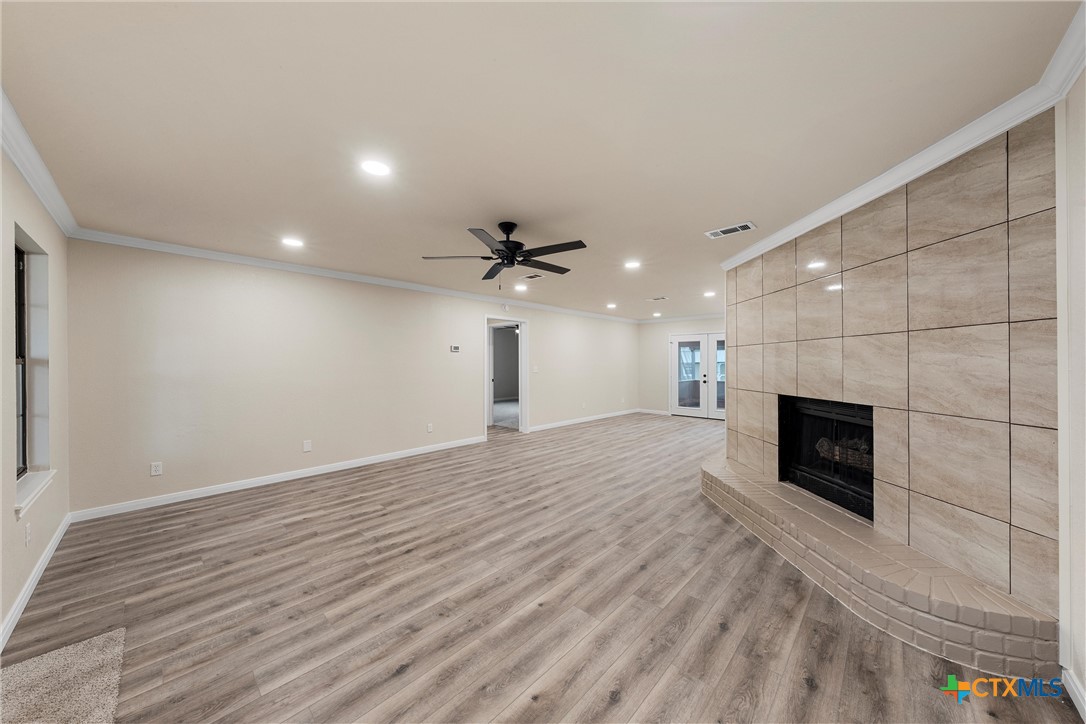 402 2nd Street Property Photo 5