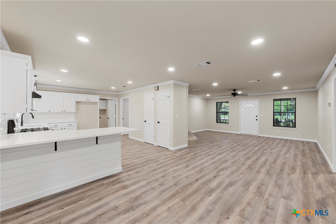 402 2nd Street Property Photo 8