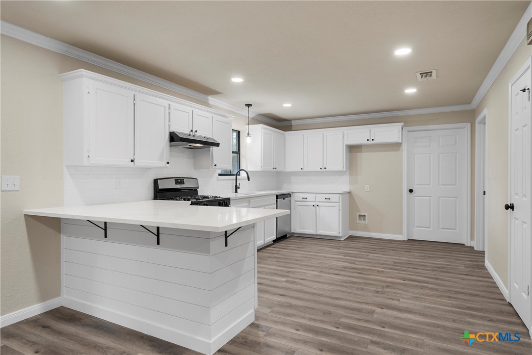 402 2nd Street Property Photo 12