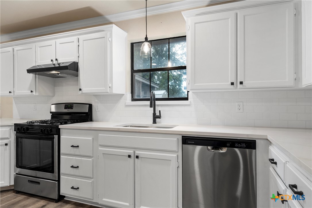 402 2nd Street Property Photo 16