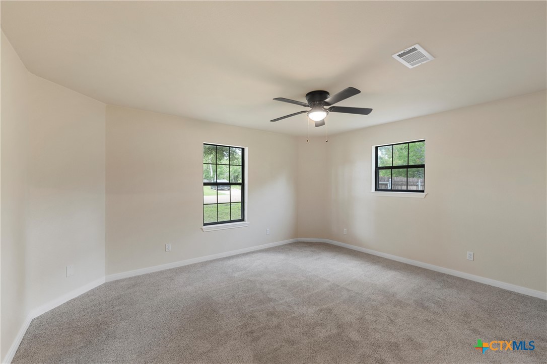 402 2nd Street Property Photo 27