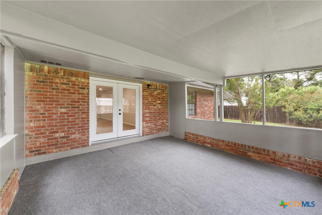 402 2nd Street Property Photo 29