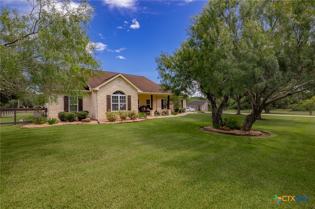 21 Lakeoak Property Photo 30