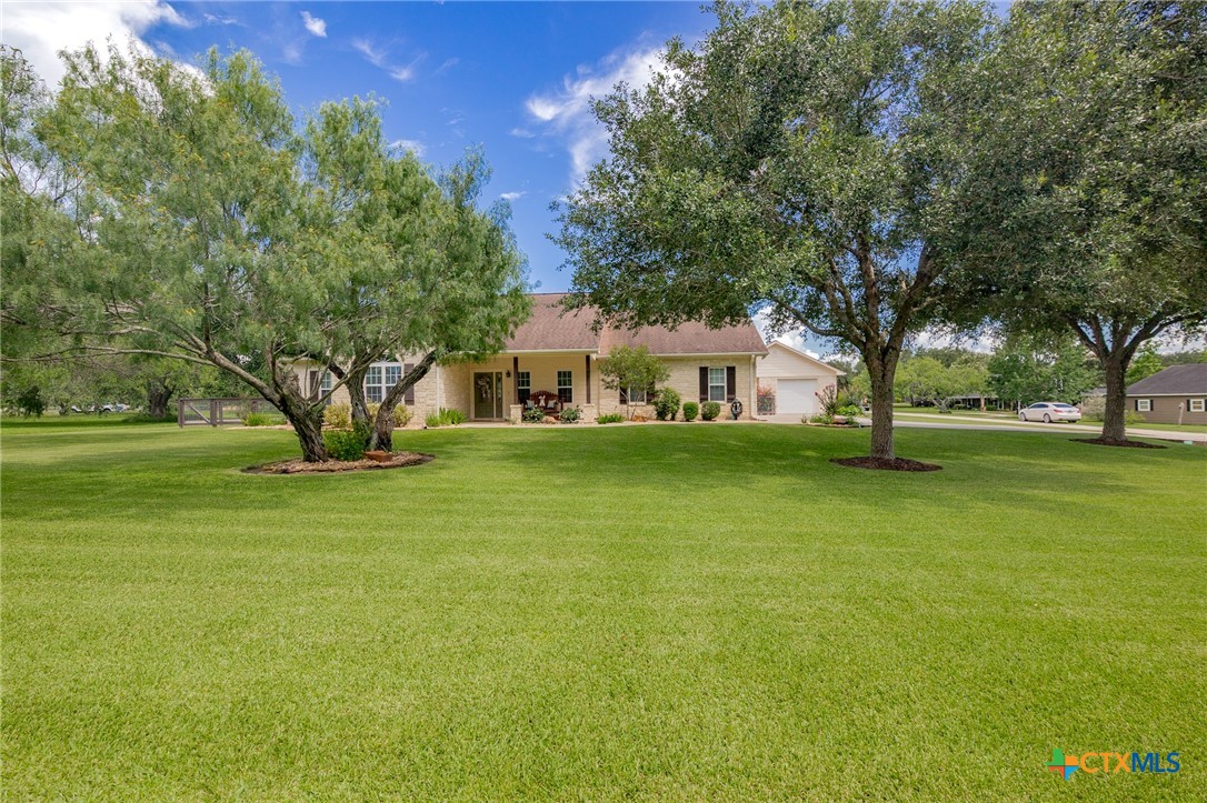 21 Lakeoak Property Photo 33