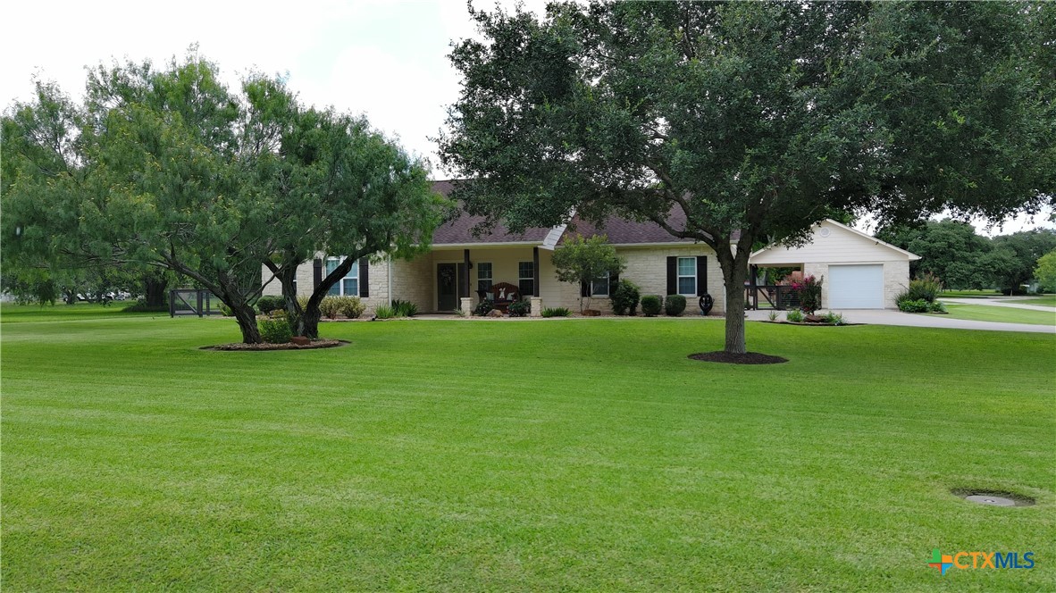 21 Lakeoak Property Photo 34