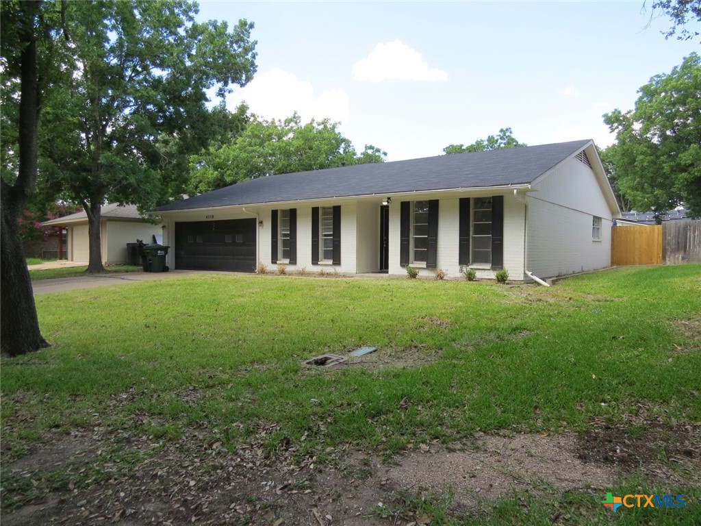 4118 Ermine Trail Property Photo 2