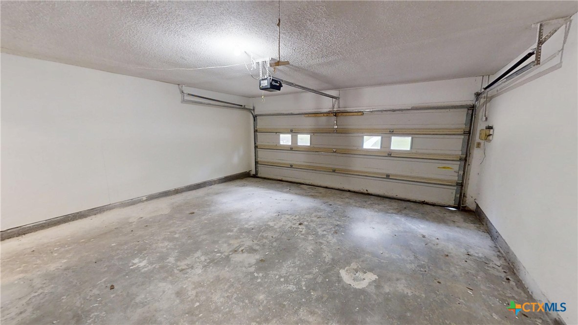 4118 Ermine Trail Property Photo 27