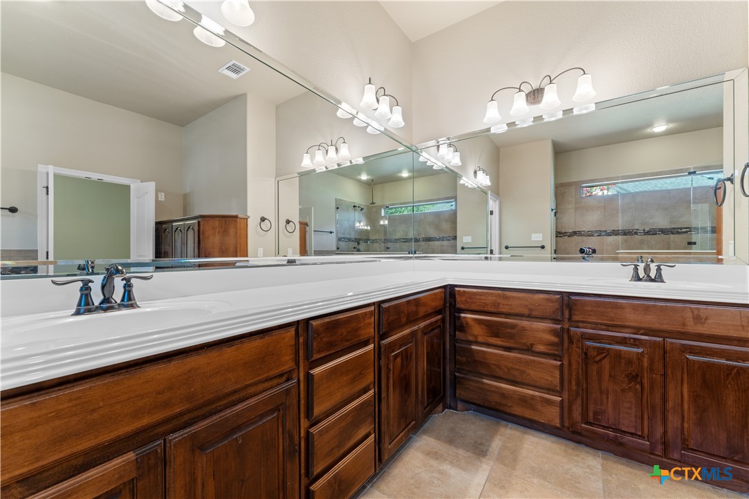 11717 Caleigh Anne Drive Property Photo 23