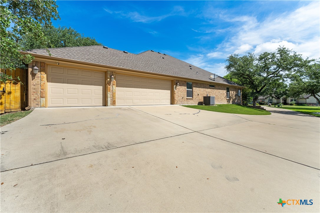 11717 Caleigh Anne Drive Property Photo 44