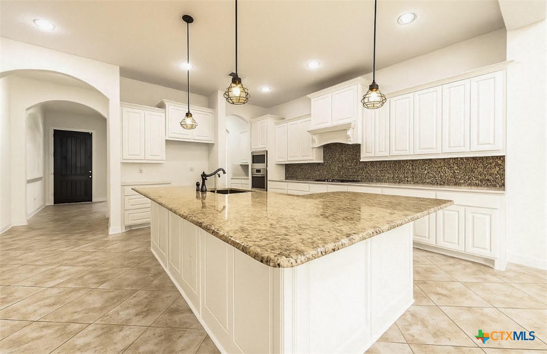 26815 Tulip Meadow Property Photo 1