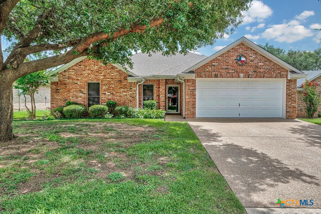 2404 Cambridge