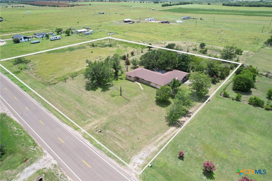 800 South Fm 1915 Property Photo 1