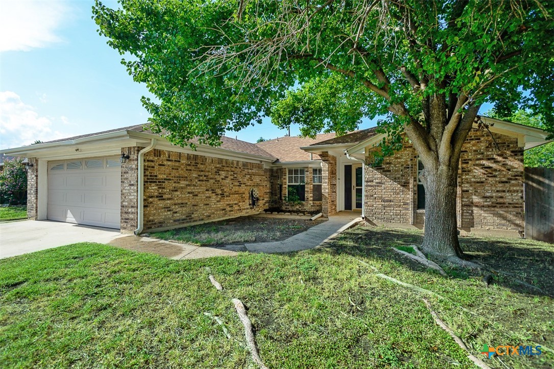 209 Brookway Drive Property Photo 1