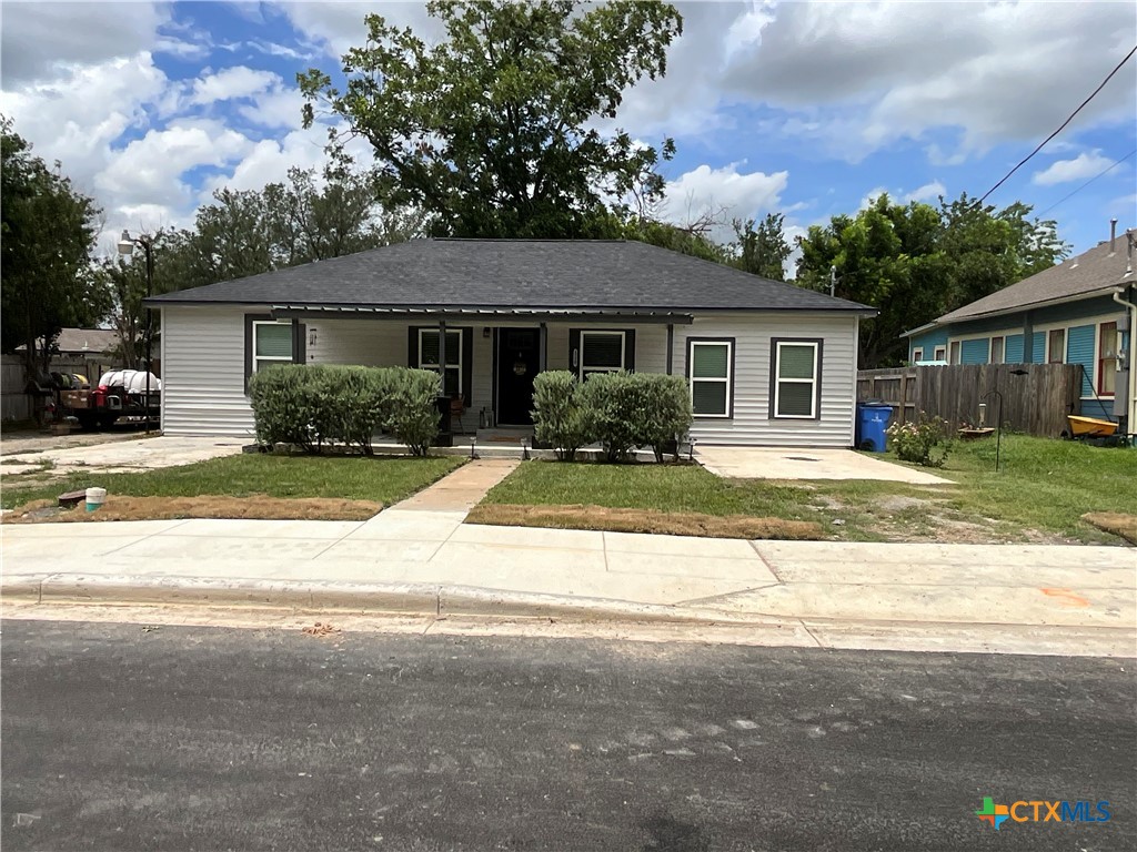 1210 N Milam Street Property Photo 1