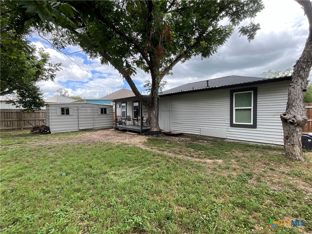 1210 N Milam Street Property Photo 22