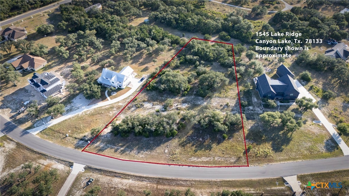 1545 Lake Ridge Boulevard Property Photo 3