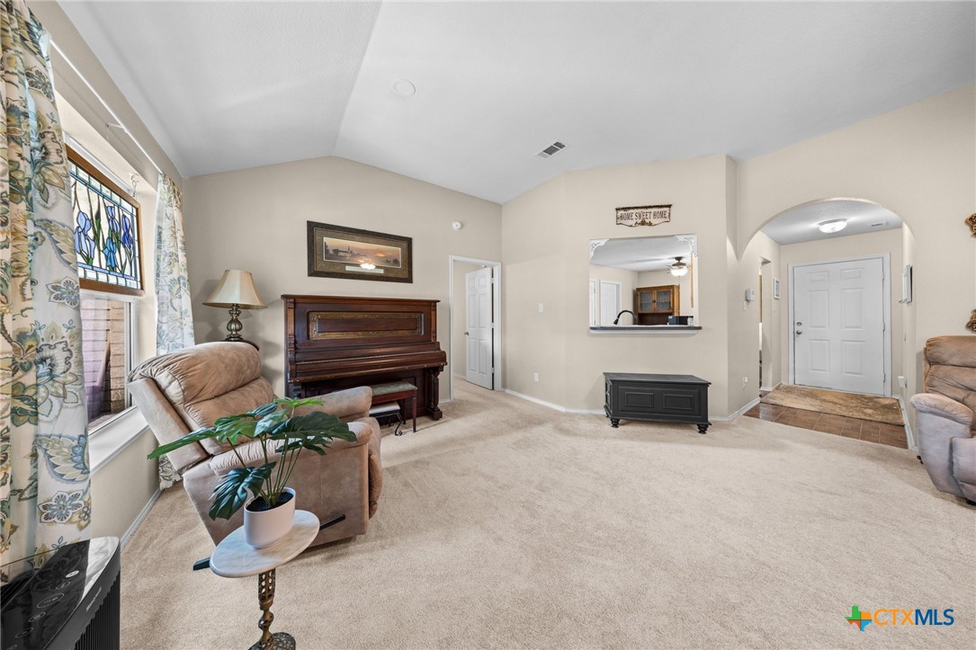 2903 Curtis Drive Property Photo 6