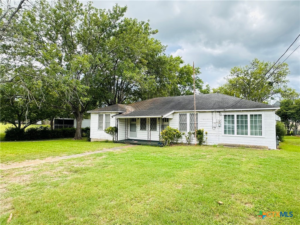 412 Poth Street Property Photo 1