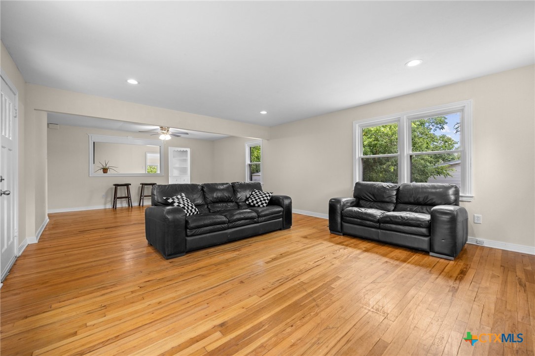 13830 Woodland Point Loop Property Photo 12
