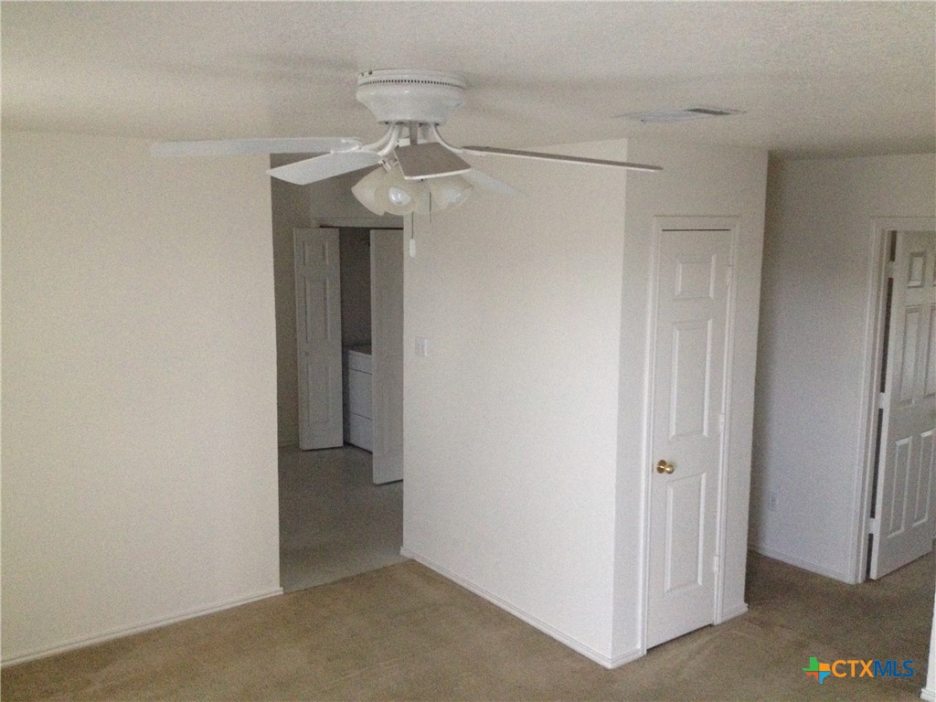 5903 Greengate Drive Property Photo 9