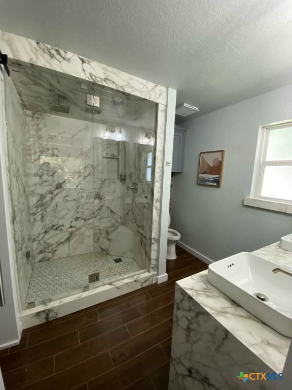 5410 Foxhill Road Property Photo 9
