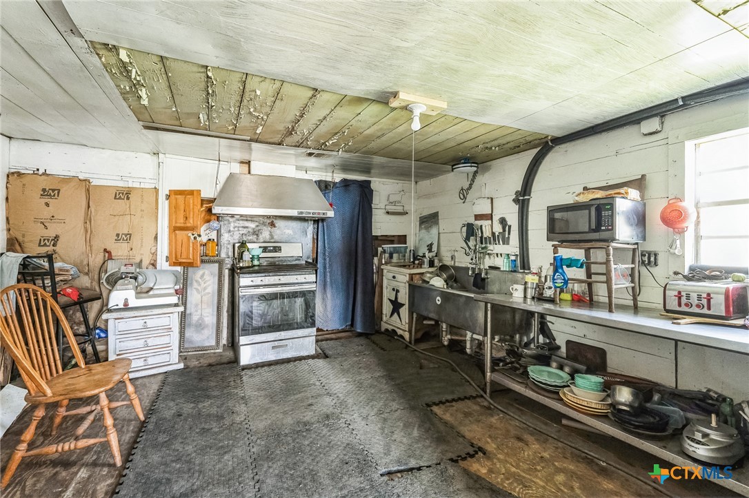 10505 Fm 1331 Property Photo 7