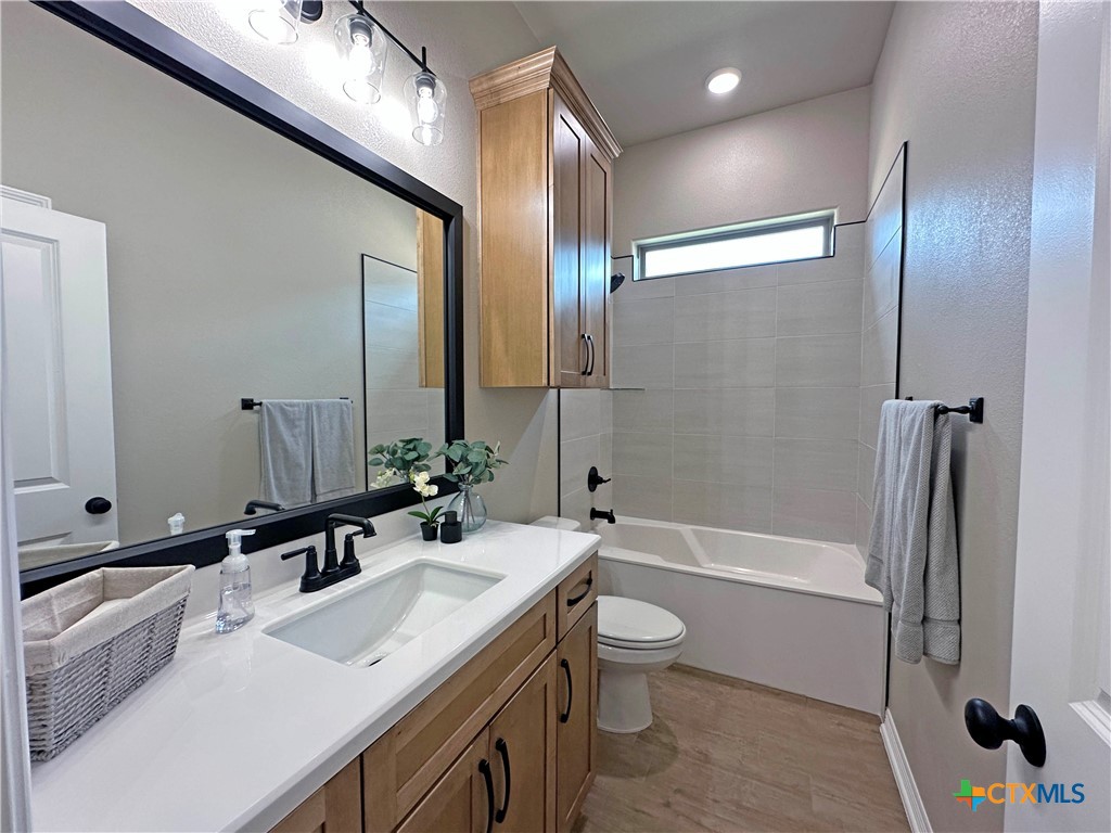 6132 Messina Drive Property Photo 20