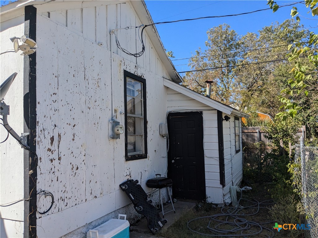309 W Avenue P Property Photo 13
