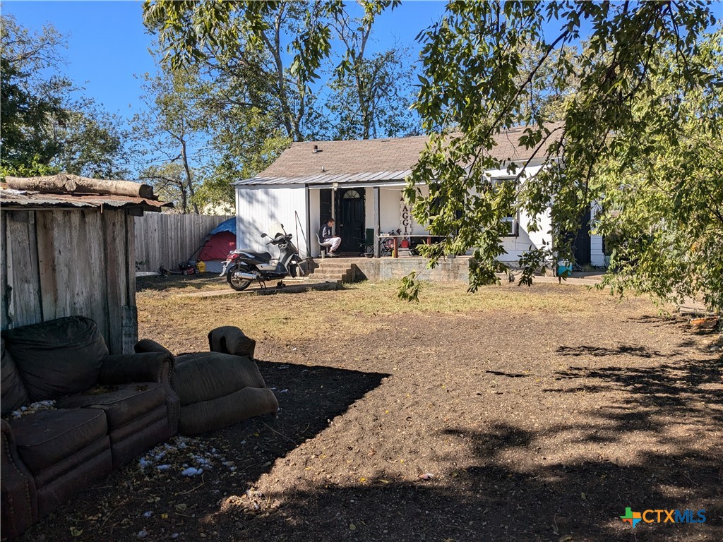 309 W Avenue P Property Photo 19