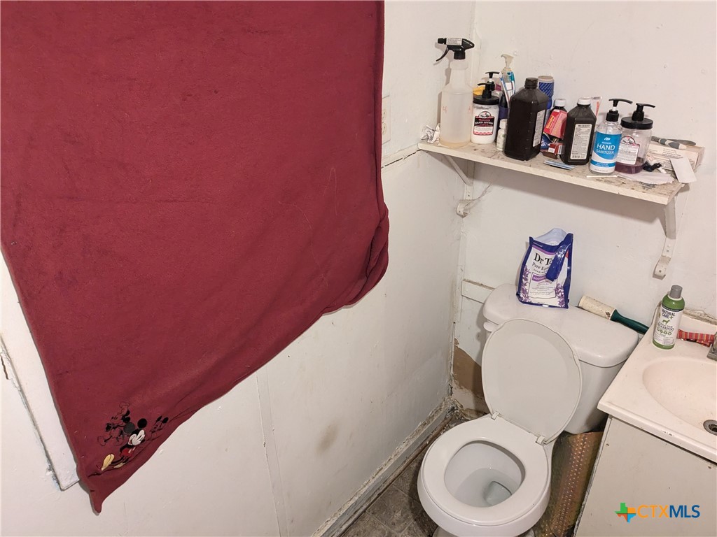 309 W Avenue P Property Photo 39