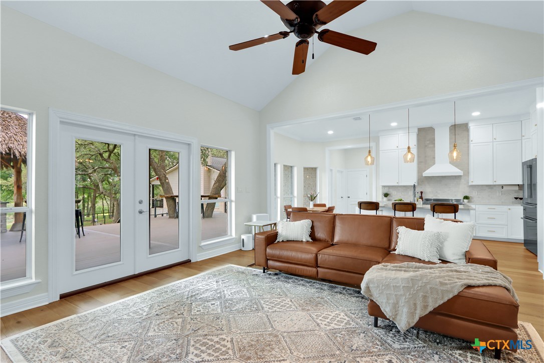 548 Winding View Property Photo 10