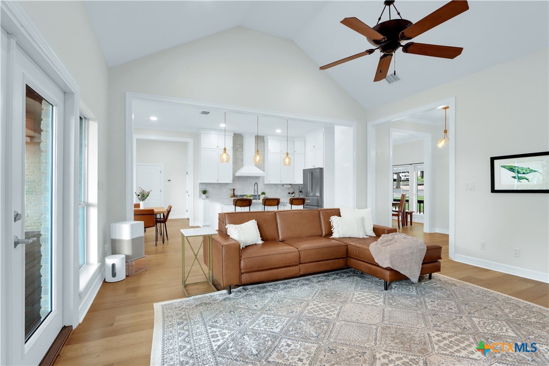 548 Winding View Property Photo 11