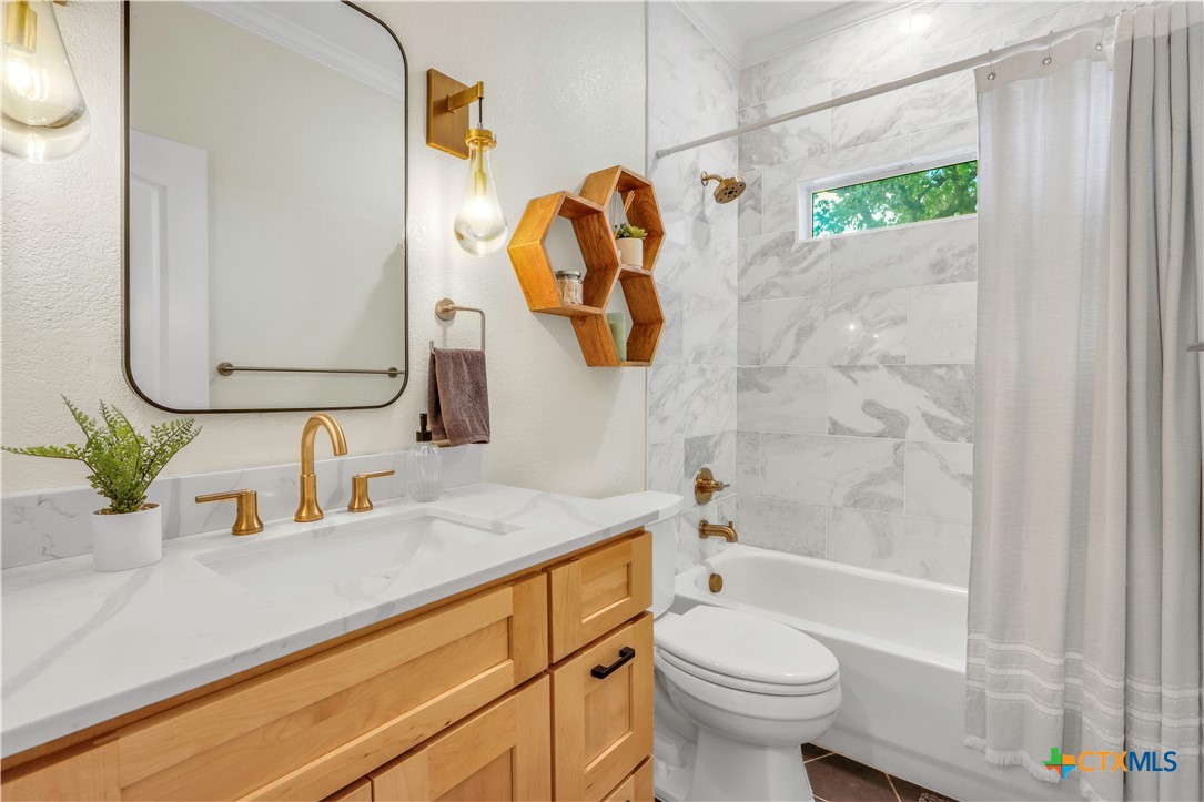 548 Winding View Property Photo 21