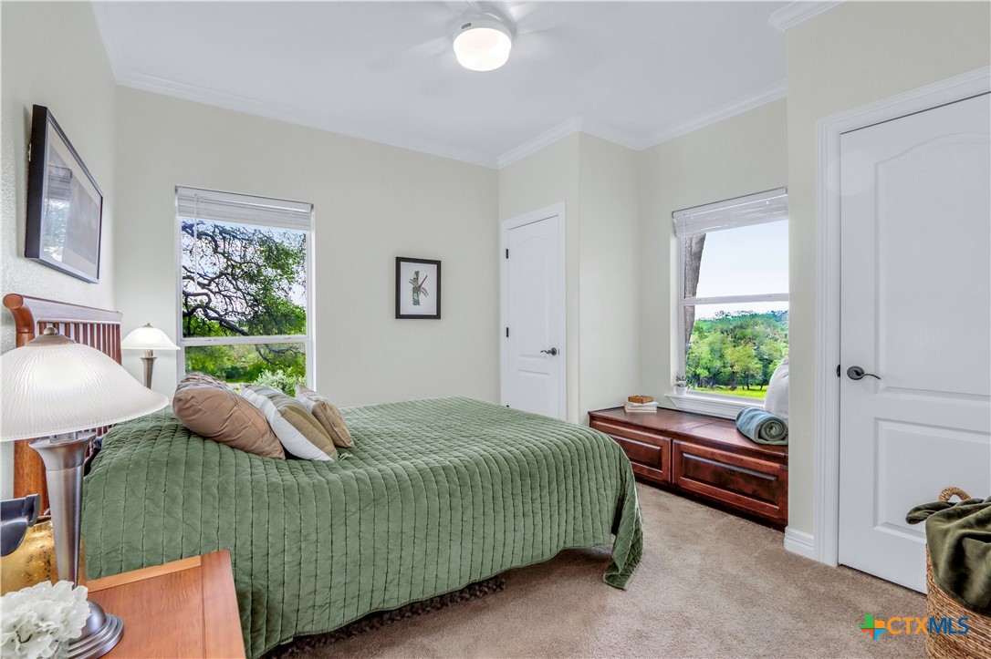 548 Winding View Property Photo 22