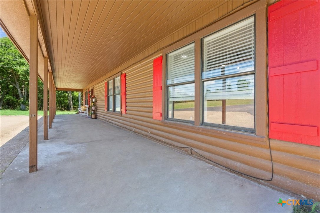 805 Lusk Creek Road Property Photo 8