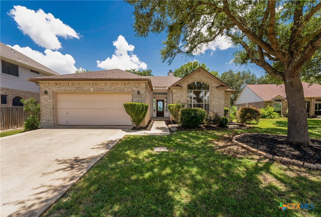 1763 Oak Glen Property Photo 2